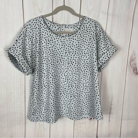 MELLODAY Tops - Melloday Knit Boxy Top